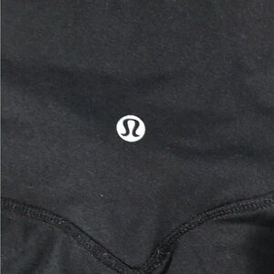 16. Lululemon Black Athletic leggings size 6